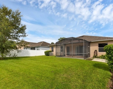 5244 Royce Drive - Photo Thumbnail 11