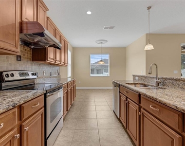 5244 Royce Drive - Photo Thumbnail 4