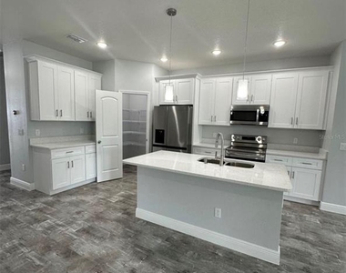 38 Buckeye Circle Ne - Photo Thumbnail 2
