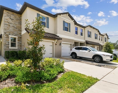 30814 Veridian Way - Photo Thumbnail 2