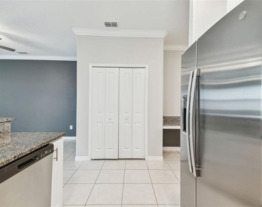 30814 Veridian Way - Photo Thumbnail 28
