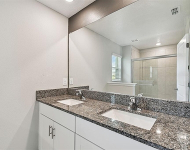 30814 Veridian Way - Photo Thumbnail 69