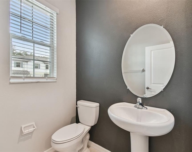 30814 Veridian Way - Photo Thumbnail 16