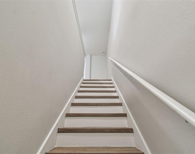 30814 Veridian Way - Photo Thumbnail 39