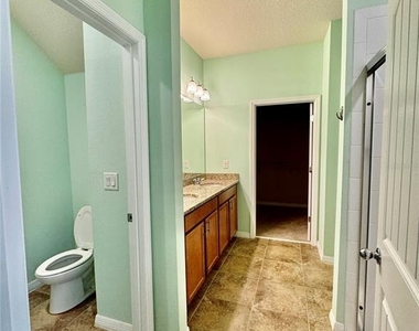 16131 Azure Key Street - Photo Thumbnail 7