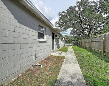 3216 N 48th Street - Photo Thumbnail 7