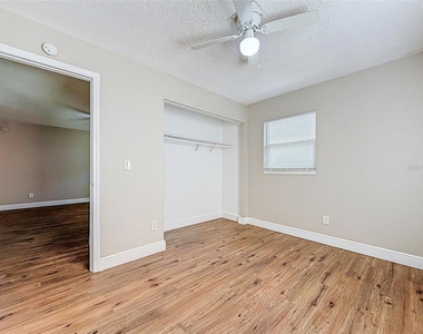 3216 N 48th Street - Photo Thumbnail 16