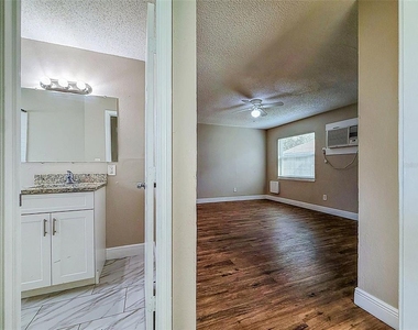3216 N 48th Street - Photo Thumbnail 21