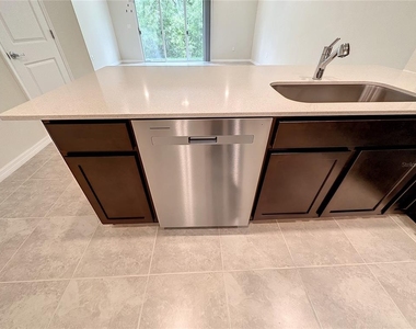 4621 Sparkling Shell Avenue - Photo Thumbnail 36