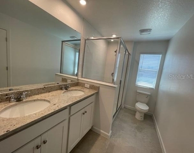 1136 Lakeshore Breeze Place - Photo Thumbnail 8