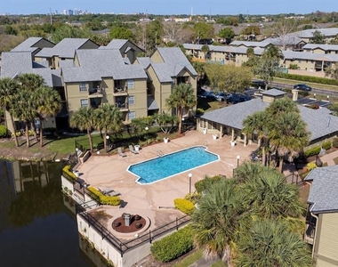1908 Lake Atriums Circle - Photo Thumbnail 15