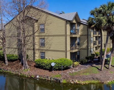 1908 Lake Atriums Circle - Photo Thumbnail 16