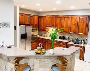 2927 Curving Oaks Way - Photo Thumbnail 3