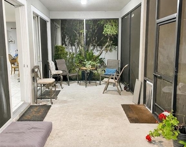 2927 Curving Oaks Way - Photo Thumbnail 12