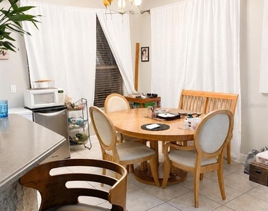 2927 Curving Oaks Way - Photo Thumbnail 5