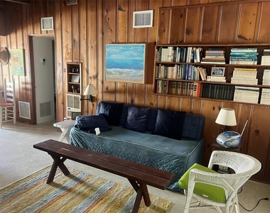 1231 S Central Avenue - Photo Thumbnail 5