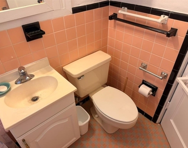 1231 S Central Avenue - Photo Thumbnail 15
