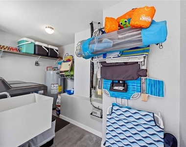 101 Riverview Avenue - Photo Thumbnail 13
