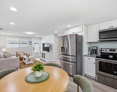 101 Riverview Avenue - Photo Thumbnail 42