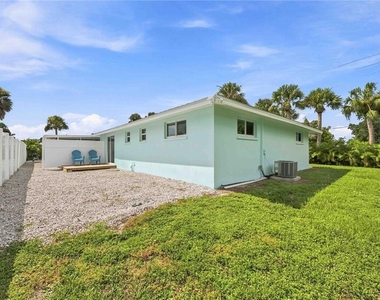 101 Riverview Avenue - Photo Thumbnail 35
