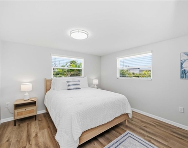 101 Riverview Avenue - Photo Thumbnail 9