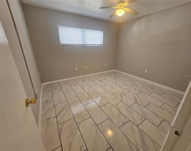 460 Base Avenue E - Photo Thumbnail 2