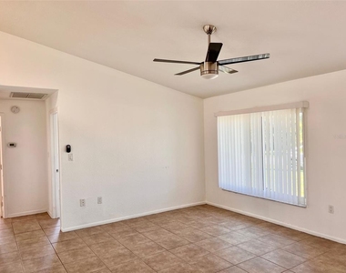 931 Fairfax Terrace Nw - Photo Thumbnail 9
