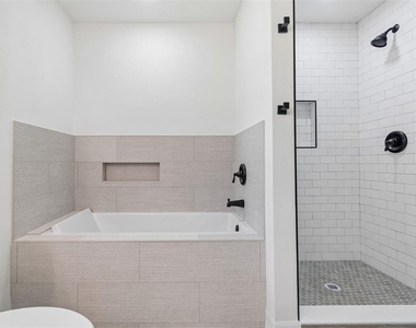 5535 Tevis Terrace - Photo Thumbnail 17