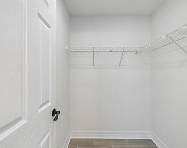 5535 Tevis Terrace - Photo Thumbnail 20