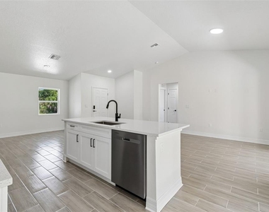 5535 Tevis Terrace - Photo Thumbnail 9