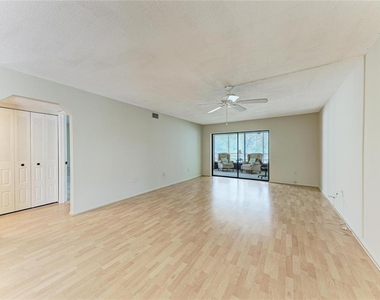 5400 34th Street W - Photo Thumbnail 6