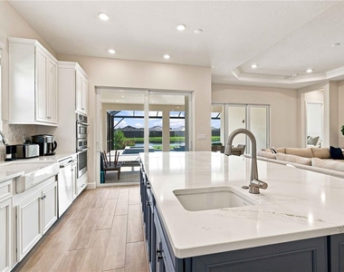10463 Eclipse Street - Photo Thumbnail 10
