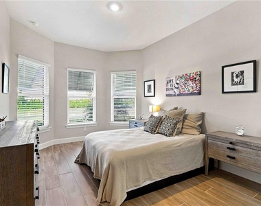 10463 Eclipse Street - Photo Thumbnail 21