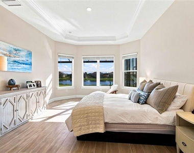 10463 Eclipse Street - Photo Thumbnail 16