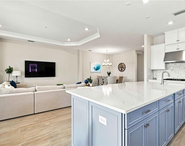 10463 Eclipse Street - Photo Thumbnail 14