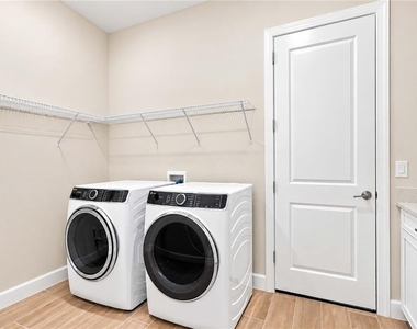 10463 Eclipse Street - Photo Thumbnail 28