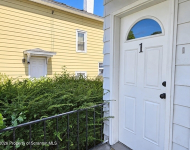 2510 Boulevard Avenue - Photo Thumbnail 2