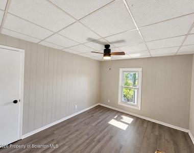 2510 Boulevard Avenue - Photo Thumbnail 9
