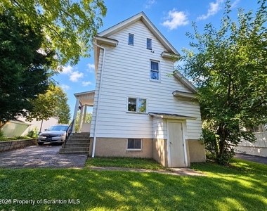 2510 Boulevard Avenue - Photo Thumbnail 12