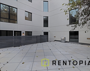 49 Borinquen Place 6B - Photo Thumbnail 9