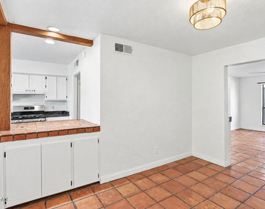 201 Mulberry Avenue - Photo Thumbnail 7