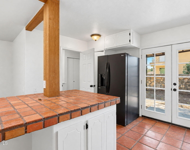 201 Mulberry Avenue - Photo Thumbnail 10