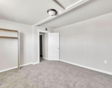 8827 Mount Elbert Drive - Photo Thumbnail 6