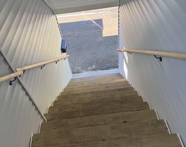 10 Bridgeport Avenue - Photo Thumbnail 16