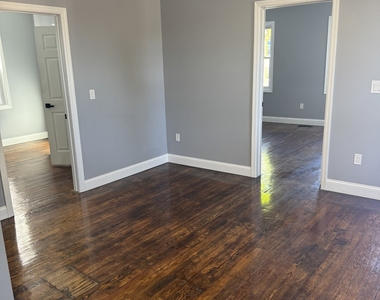 8 Bridgeport Avenue - Photo Thumbnail 2