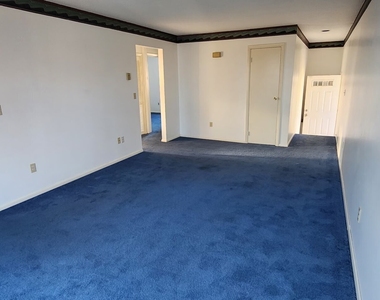 32 Garden Hill Circle - Photo Thumbnail 9
