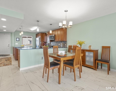 1 Mansfield Grove Road - Photo Thumbnail 7