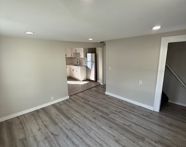 120 Jewett Street - Photo Thumbnail 8
