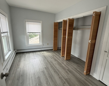 104 Spring Street - Photo Thumbnail 16