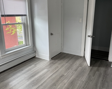 104 Spring Street - Photo Thumbnail 23